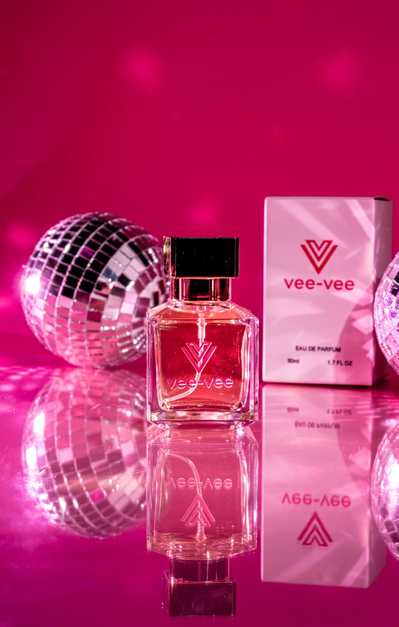 Vee-Vee Cherry Iconic Eau de Parfum